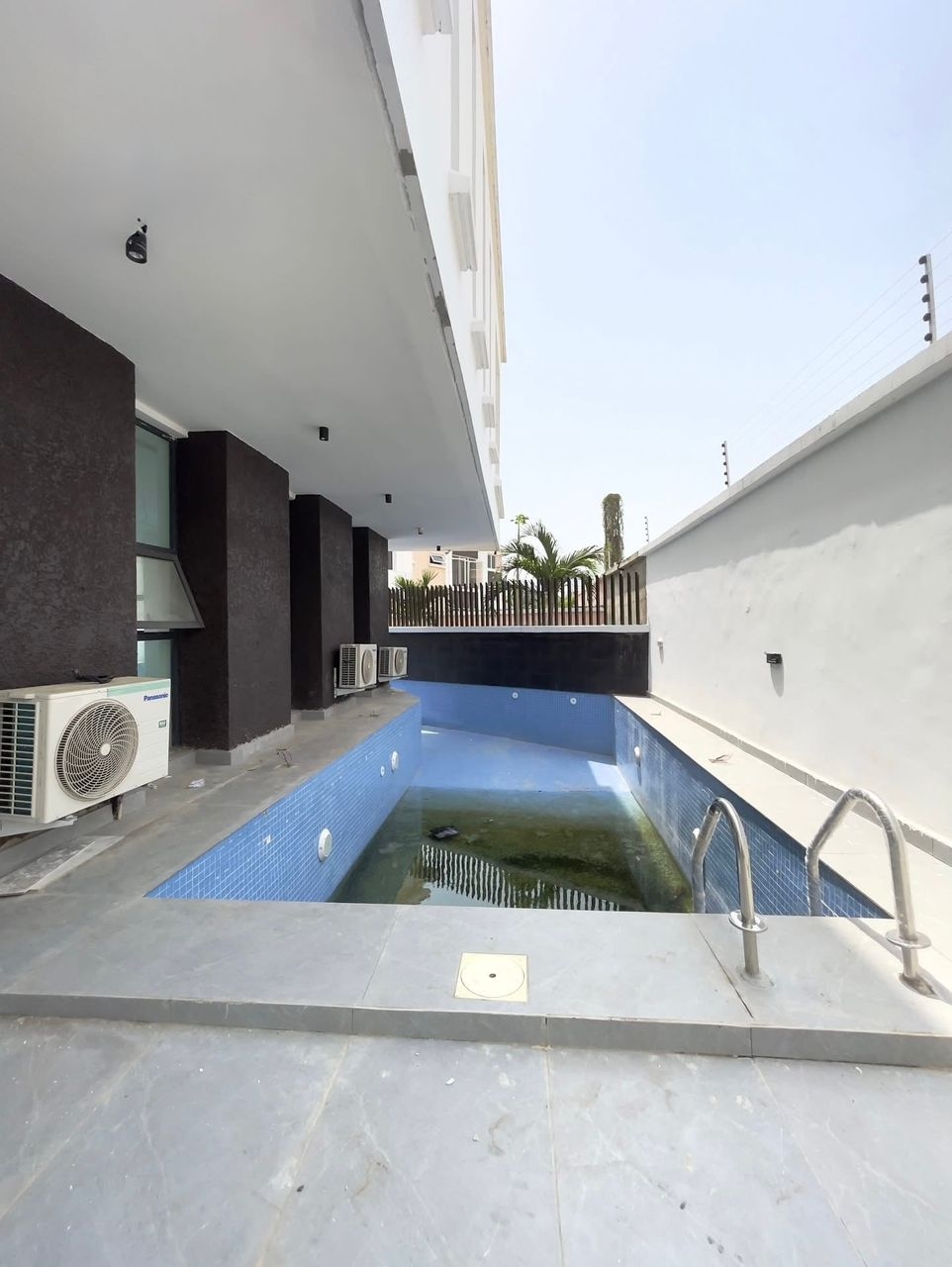 4-Bedroom Apartment
